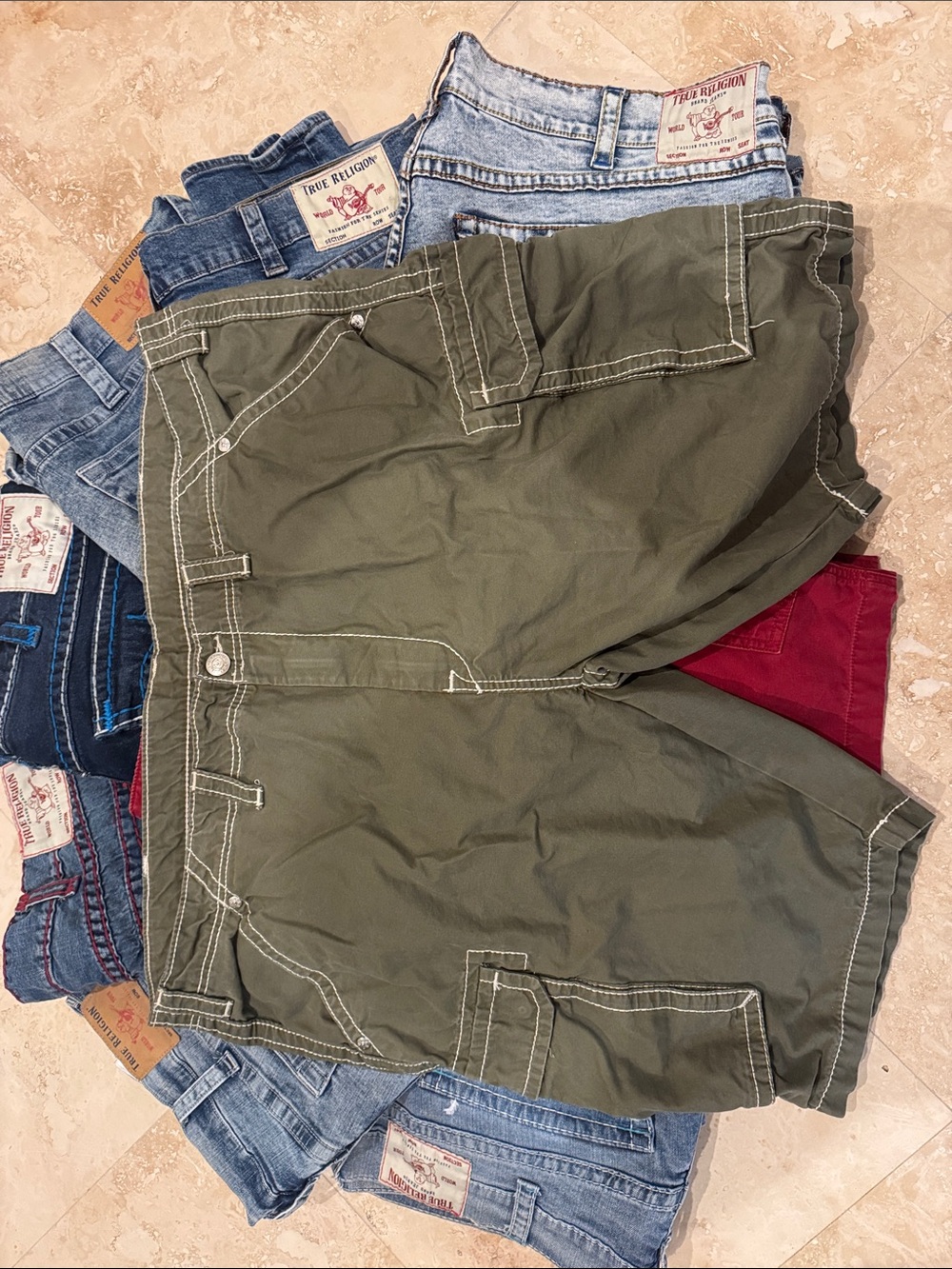 True Religion Men’s Slim Straight Jeans - Blue, Dark Blue, Olive, Red - Picture 5 of 5